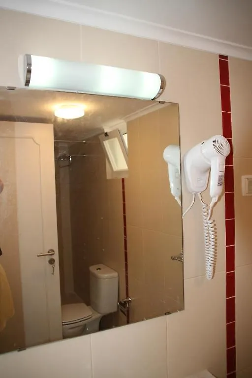 Lisbon Inn Apartments
